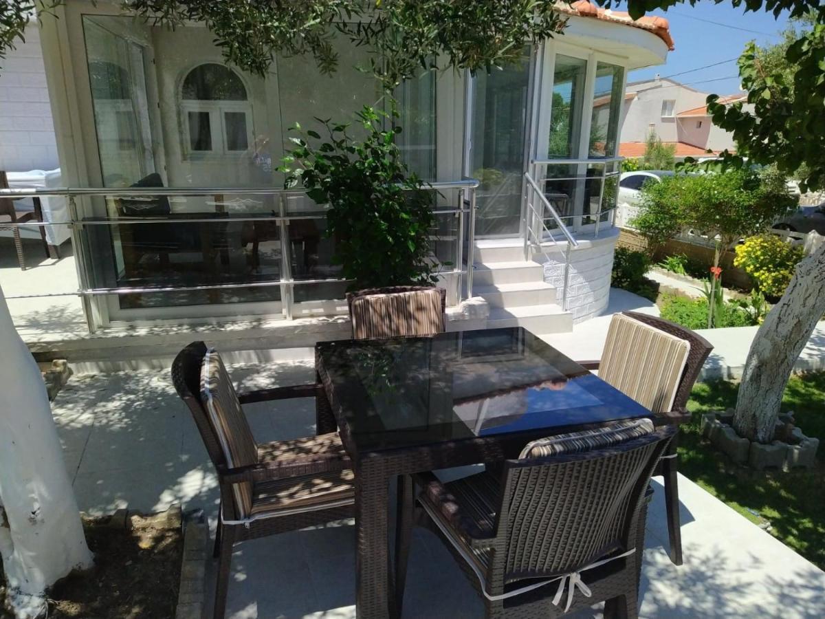 Cesme Burcu Sitesi Yaman Villa Eksteriør bilde