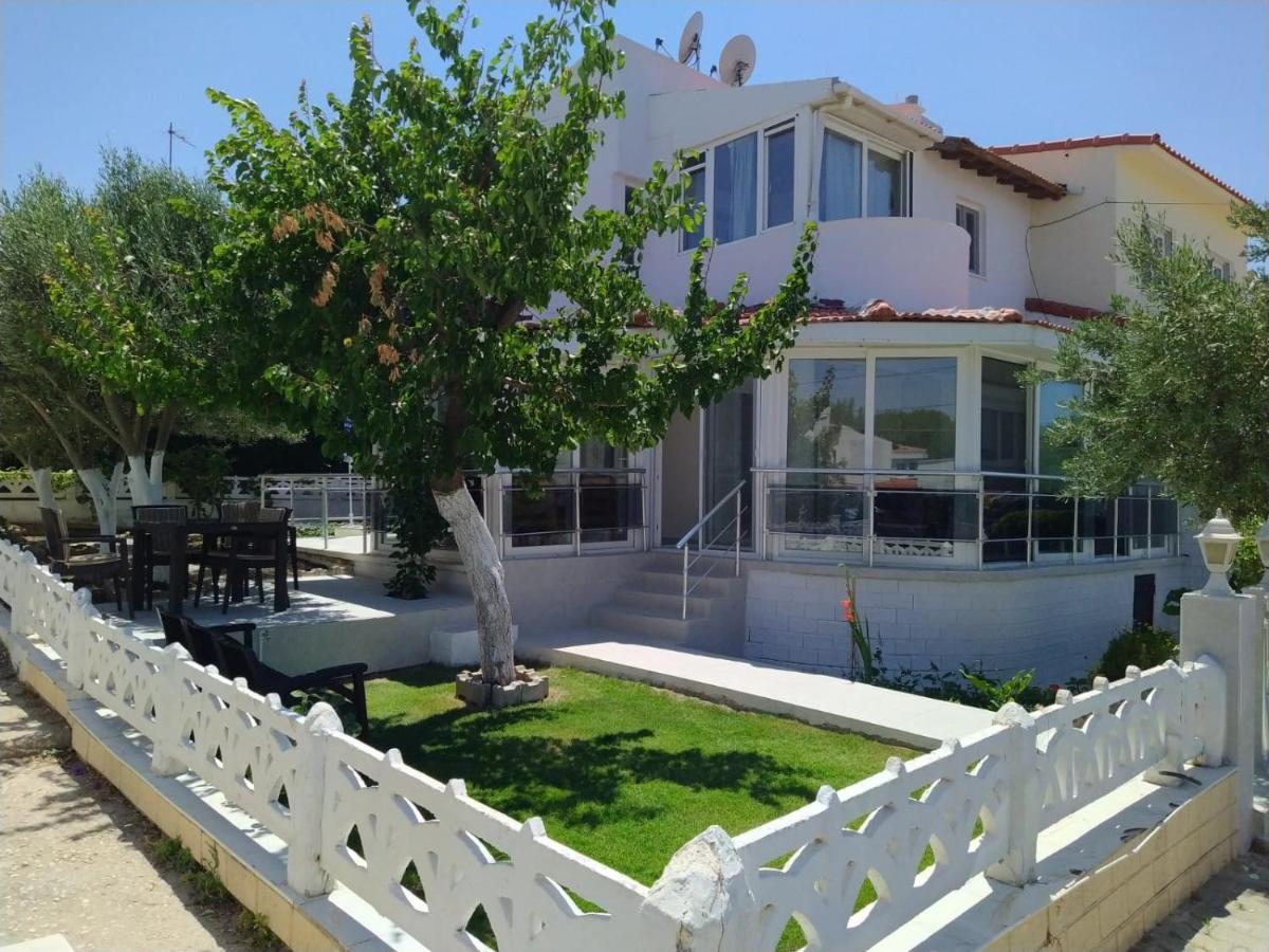 Cesme Burcu Sitesi Yaman Villa Eksteriør bilde